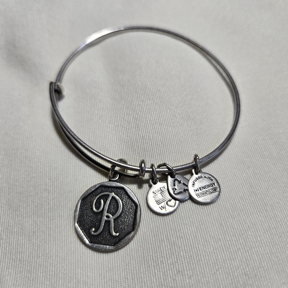 Alex and Ani Silver "R" Initial Charm Bracelet - Picture 1 of 2